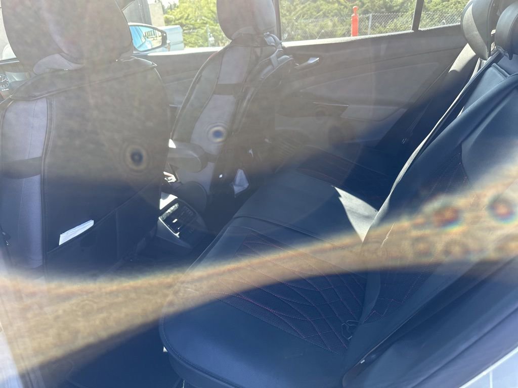 Used 2021 Volkswagen ID.4 Pro image 5