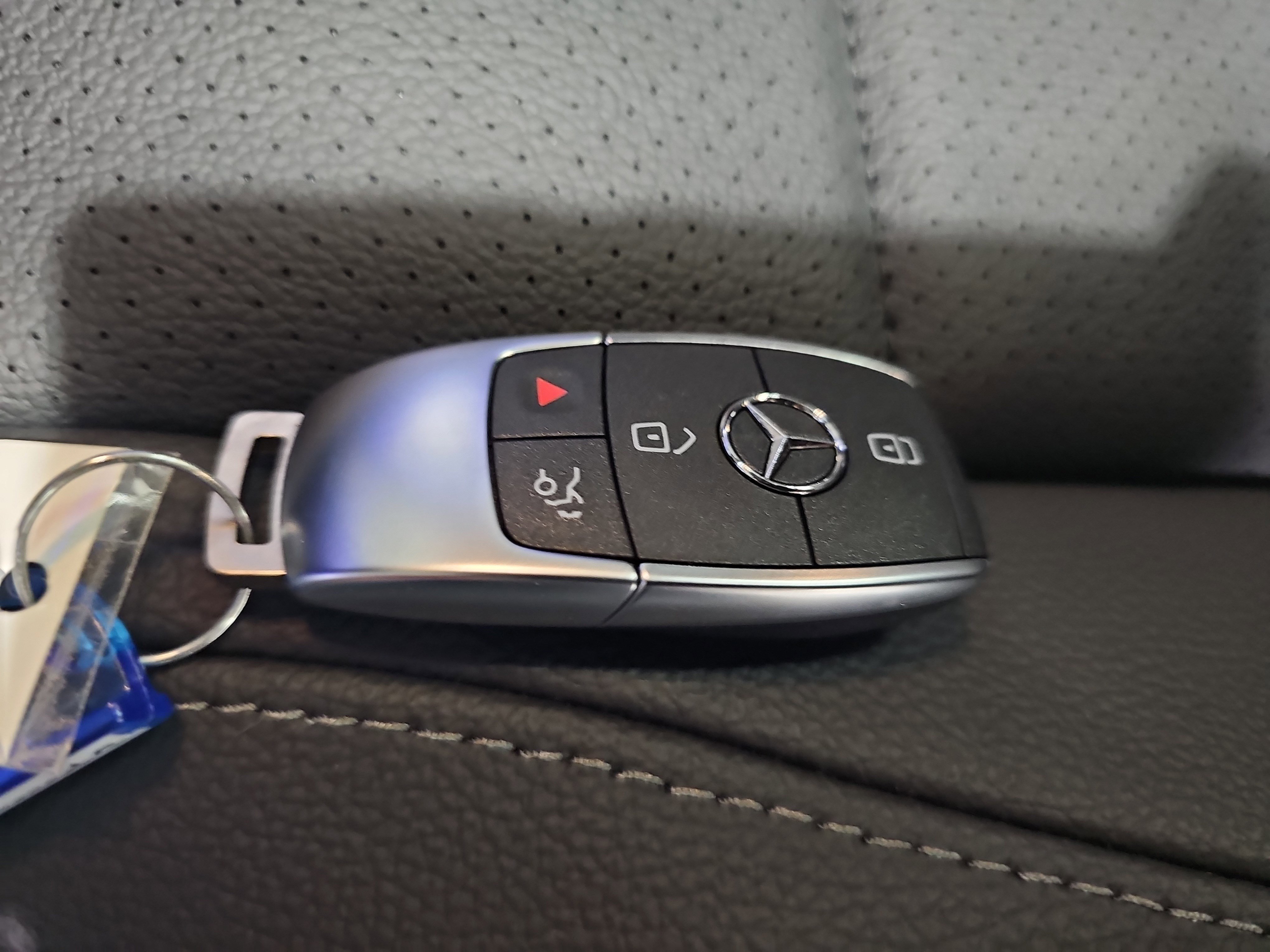 New 2026 Mercedes-Benz GLE 450 4MATIC image 37