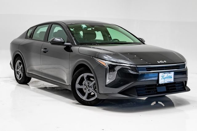Used 2025 Kia K4 FWD image 6