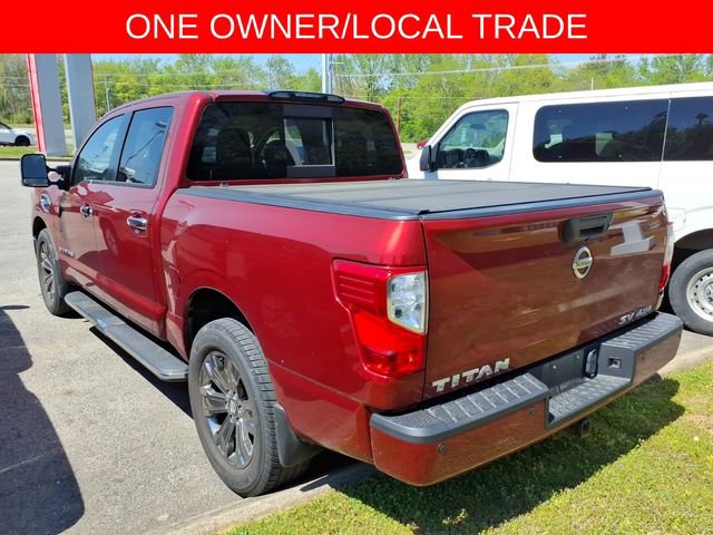 Used 2017 Nissan Titan SV image 4