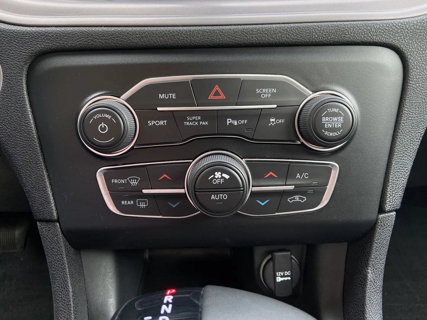Used 2023 Dodge Charger SXT AWD/4WD image 20