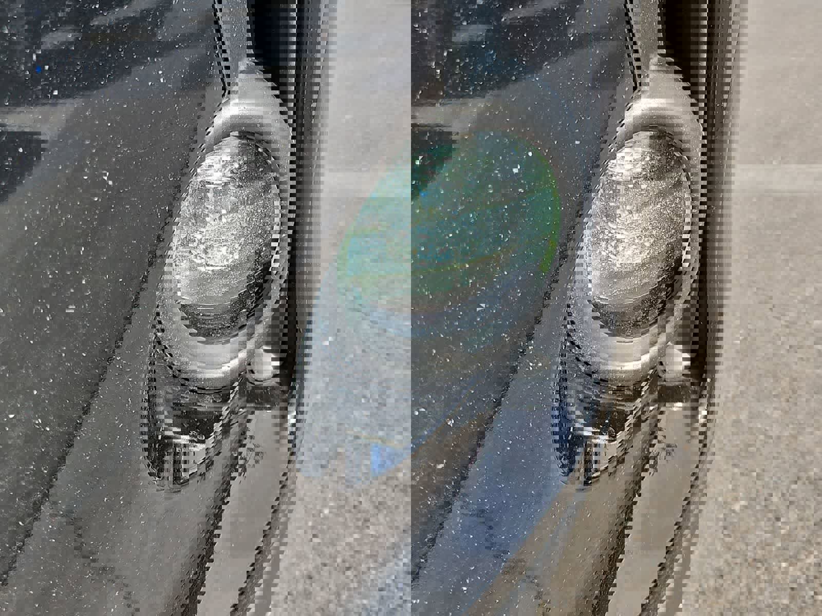 Used 2019 Toyota Highlander SE w/ Nightshade Edition image 12