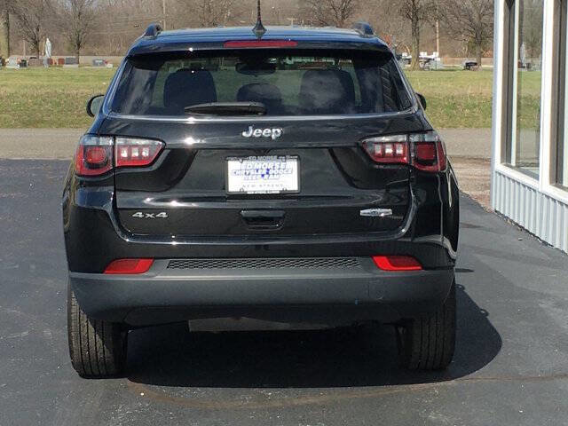 Used 2022 Jeep Compass Latitude image 8