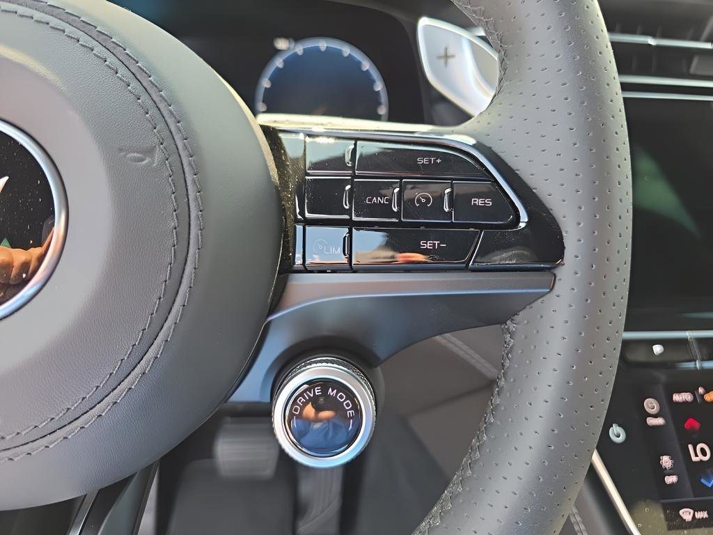 New 2025 Maserati Grecale GT image 22