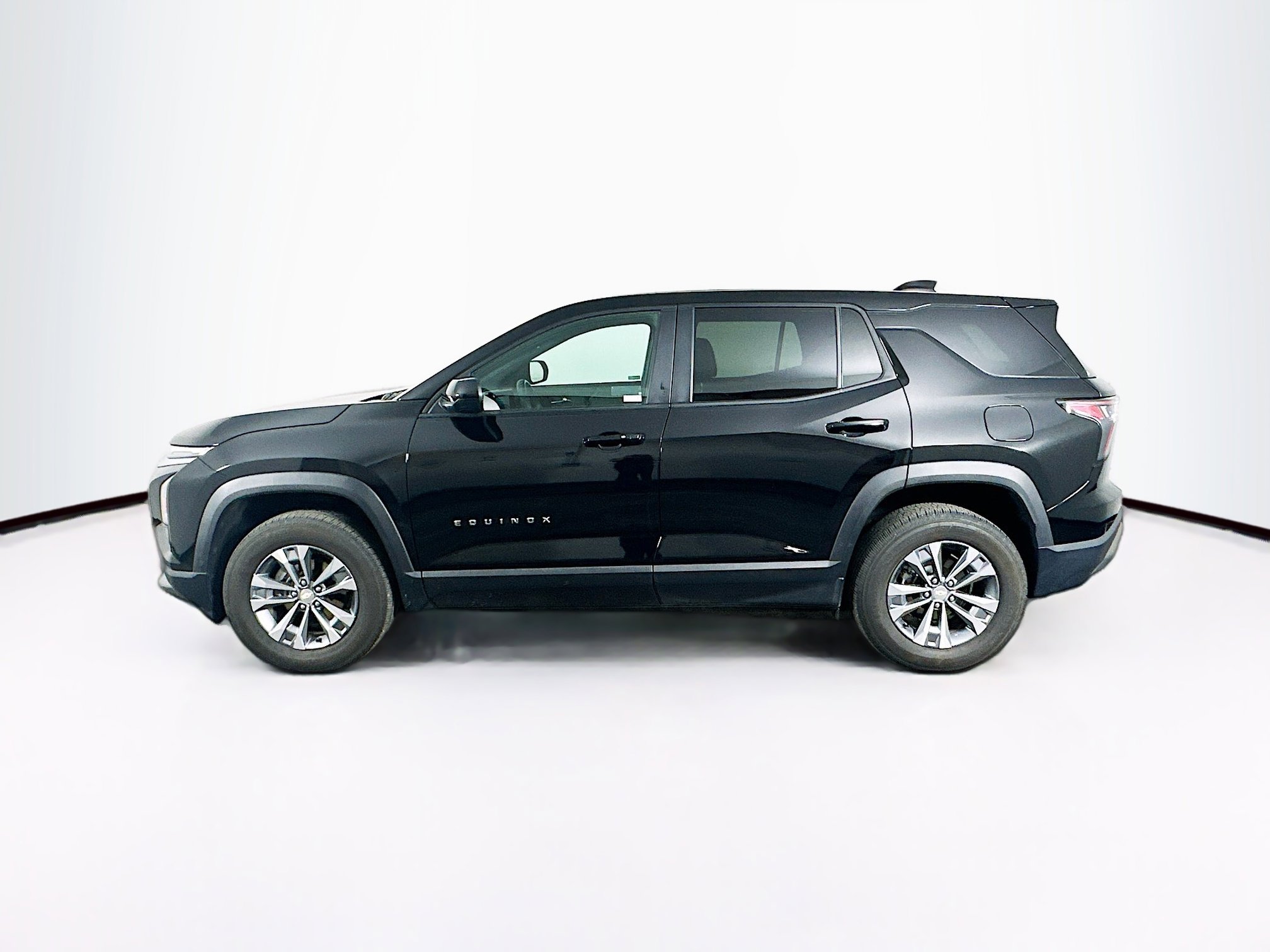 Used 2025 Chevrolet Equinox LT image 4