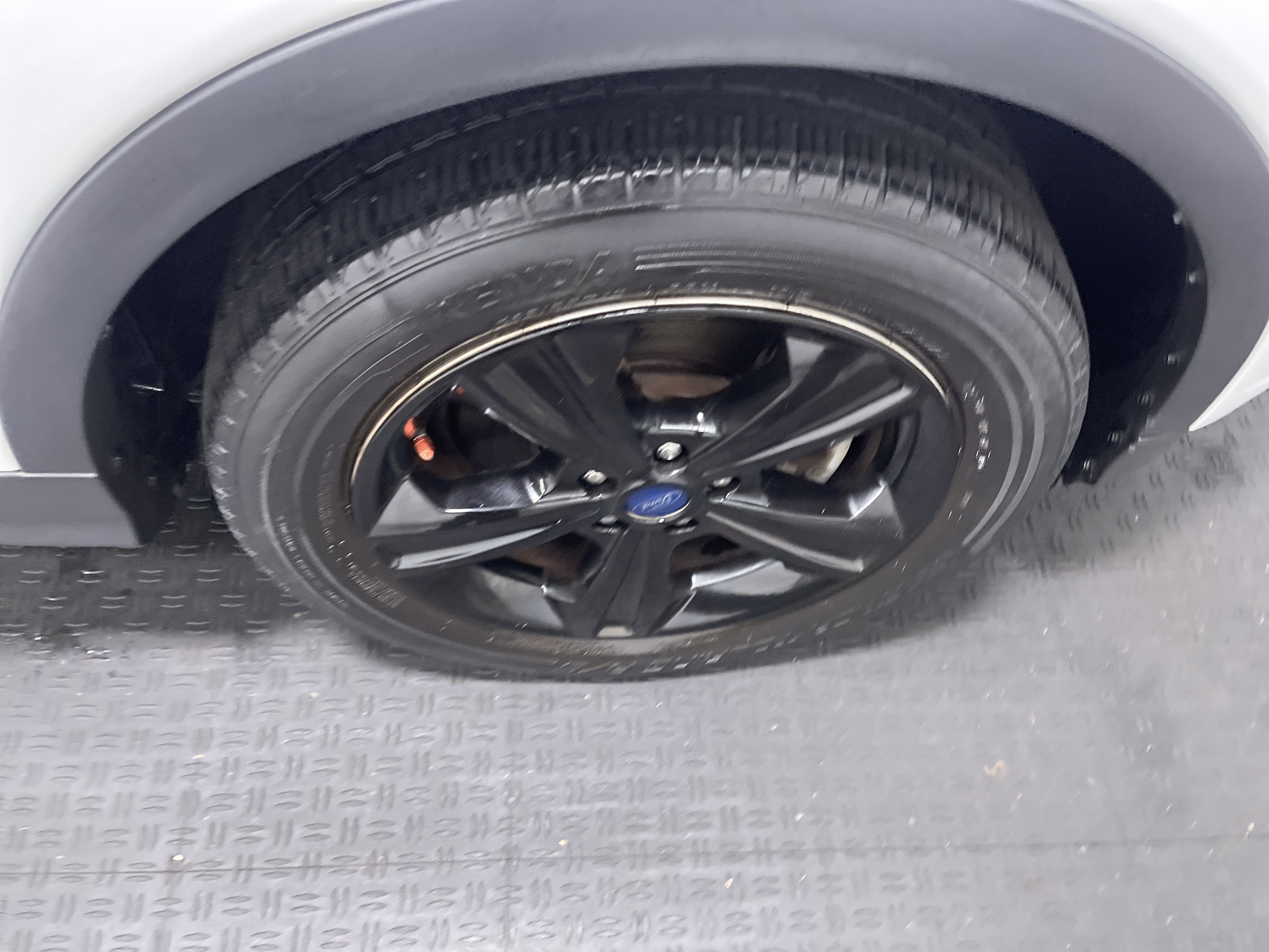 Used 2015 Ford Escape SE image 35