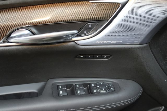Used 2022 Cadillac XT6 Premium Luxury w/ Platinum Package AWD/4WD image 20