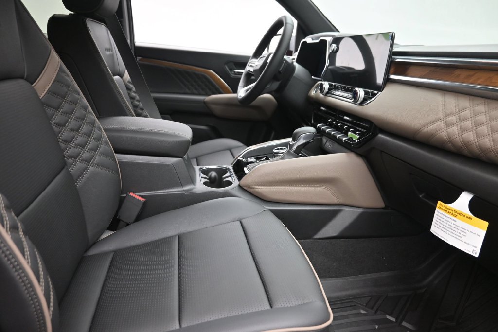 New 2026 GMC Canyon Denali AWD/4WD image 9