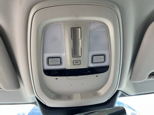 Used 2025 Volvo S60 B5 Plus image 20