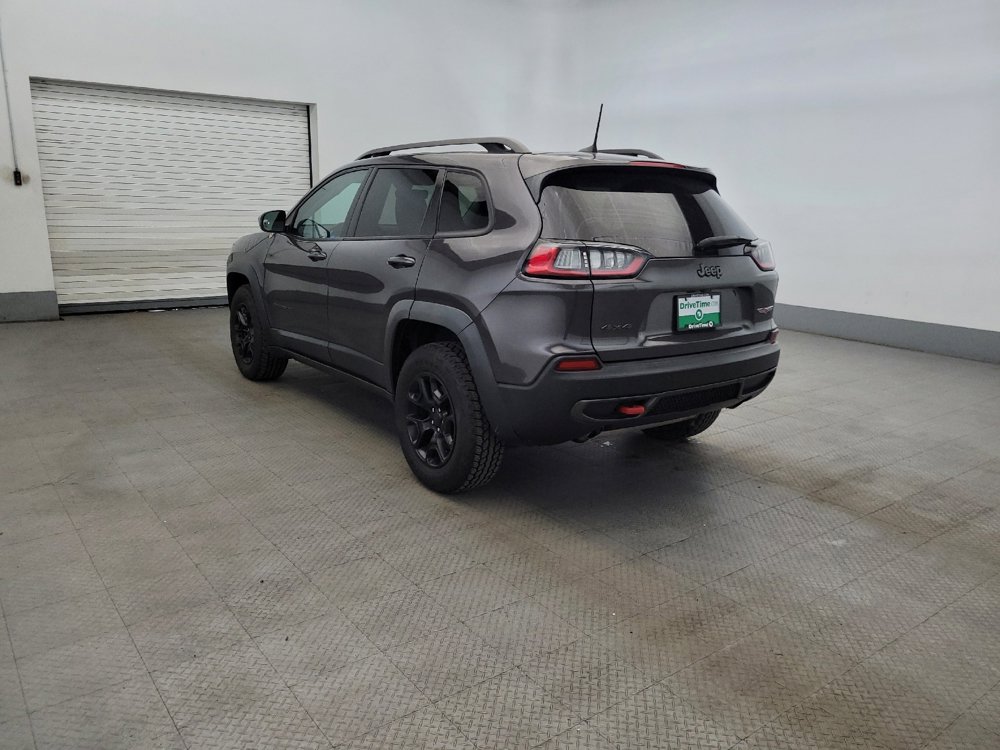 Used 2019 Jeep Cherokee Trailhawk image 5
