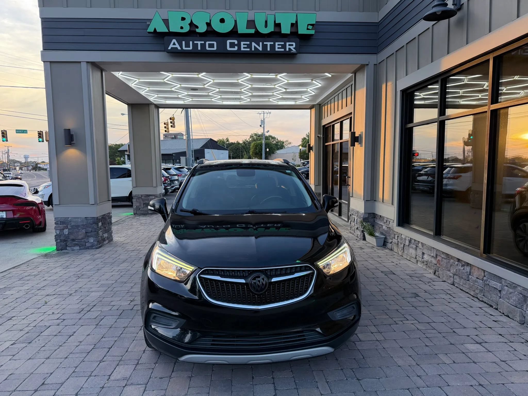 Used 2019 Buick Encore Preferred AWD/4WD image 6