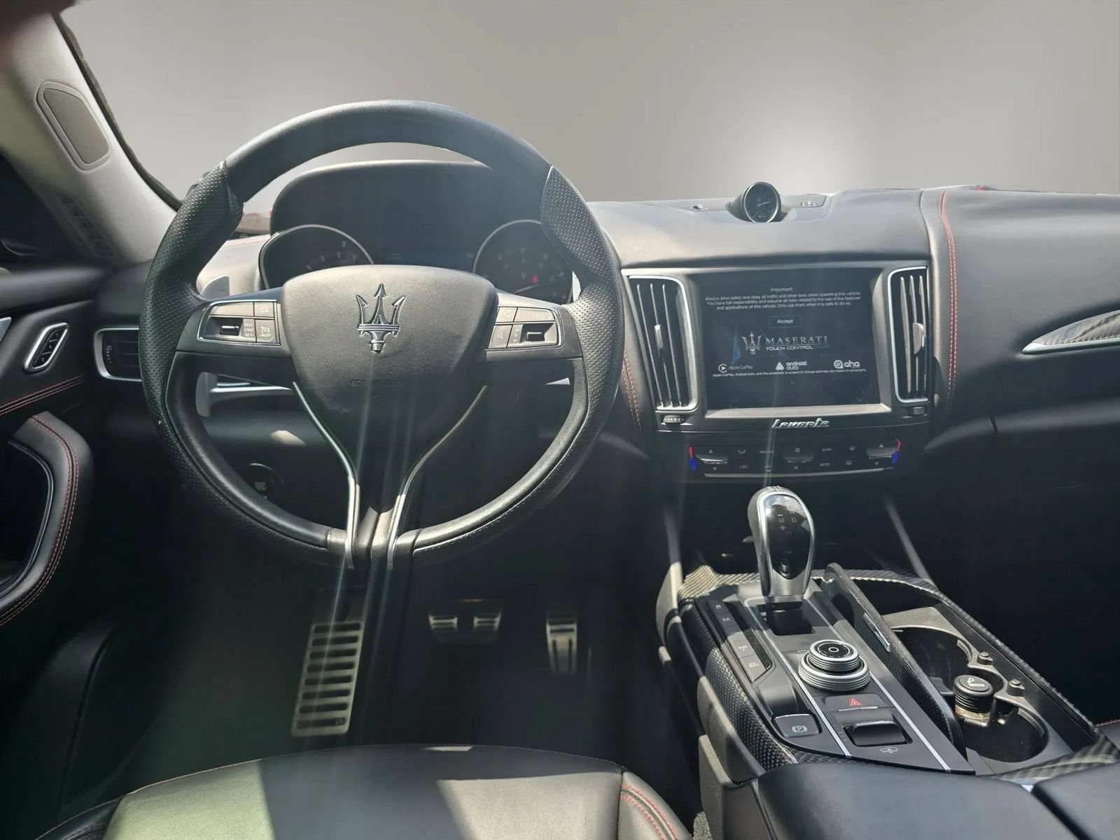 Used 2017 Maserati Levante S AWD/4WD image 16