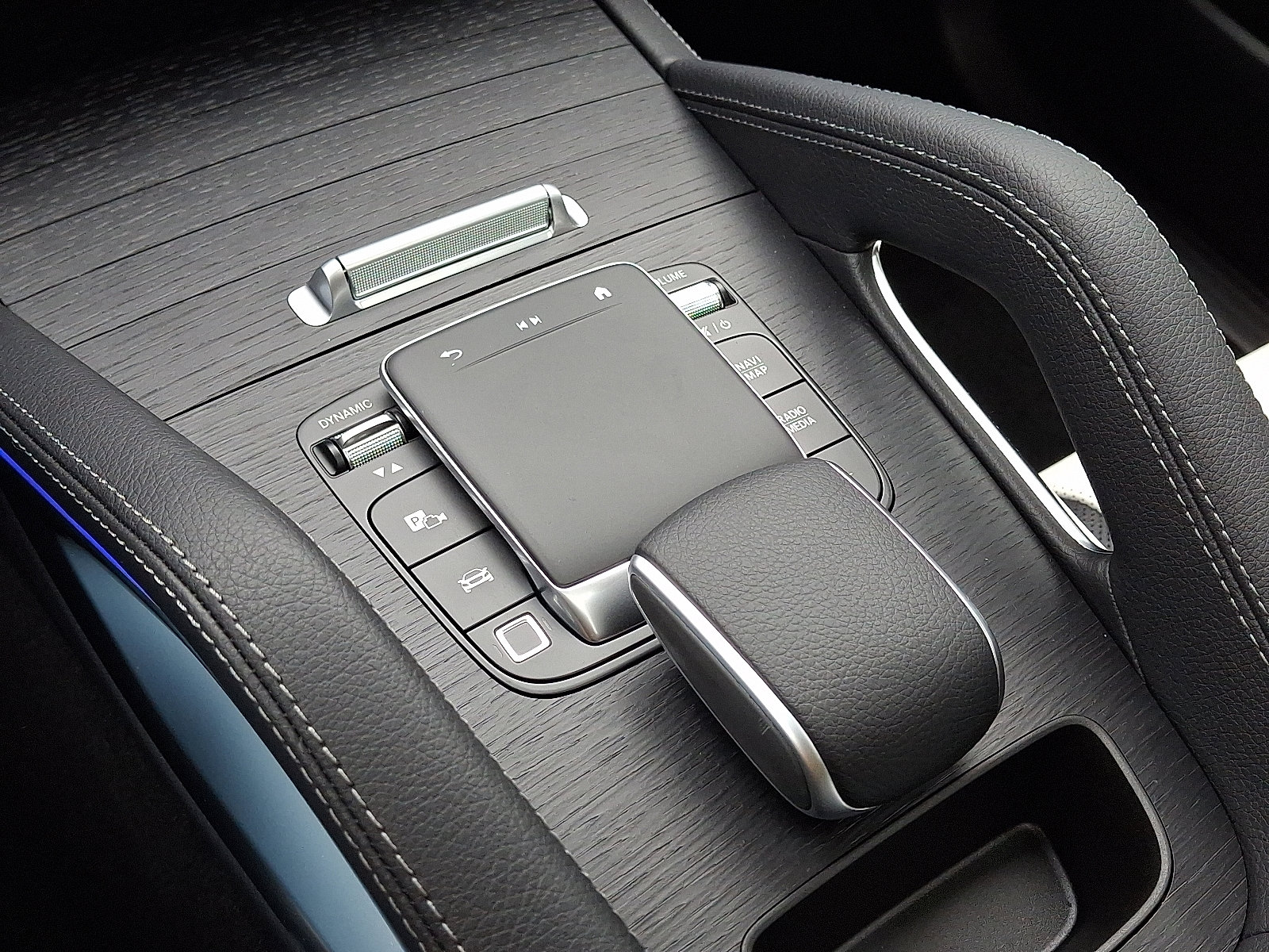 Used 2026 Mercedes-Benz GLE 450 4MATIC Coupe image 14