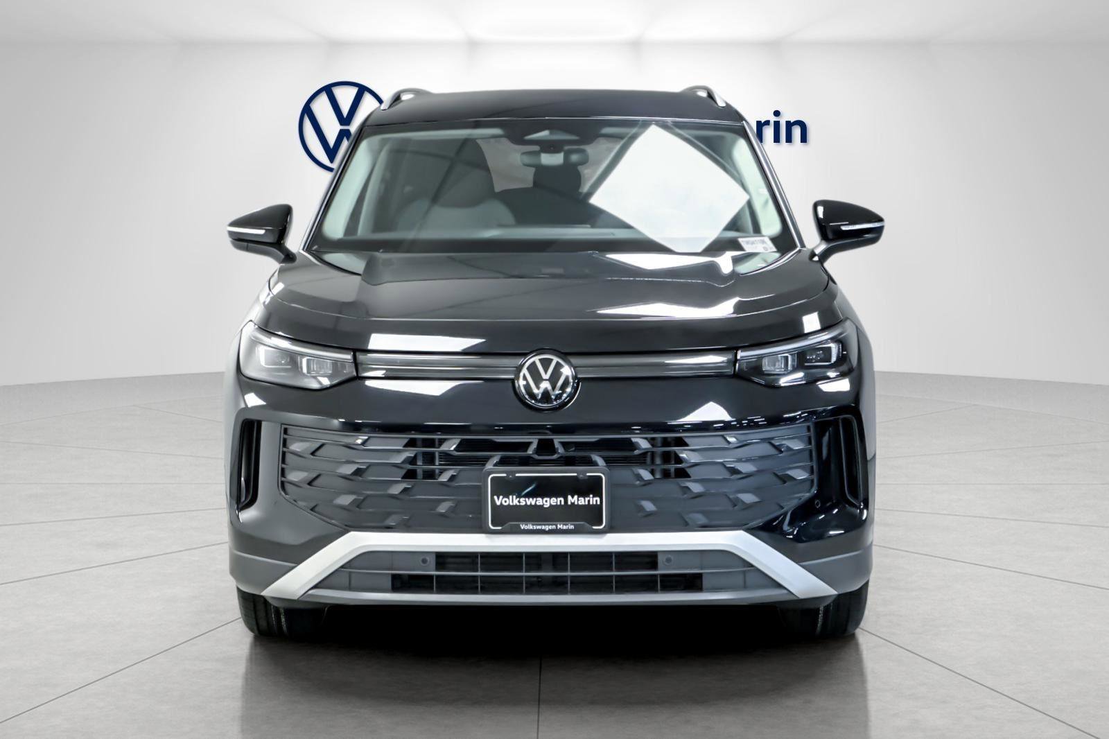 New 2026 Volkswagen Tiguan S image 8