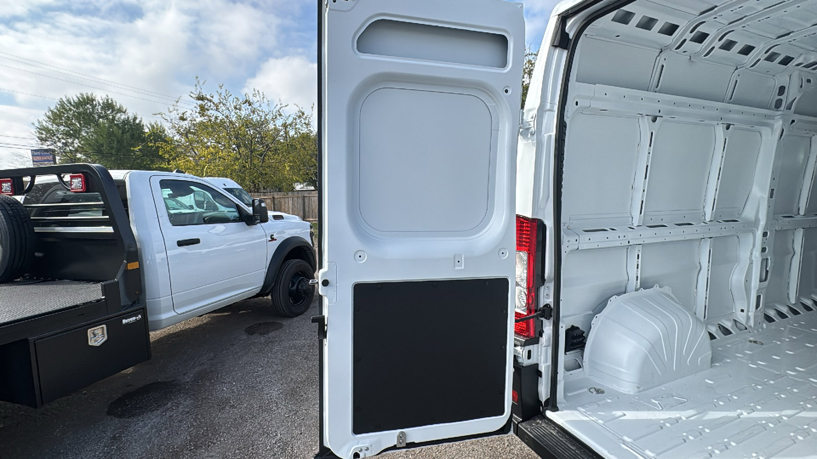 New 2026 RAM ProMaster 2500 image 15