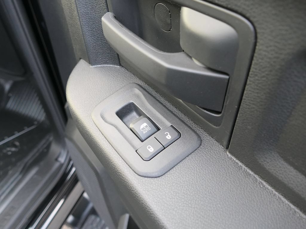 New 2026 RAM 5500 Tradesman AWD/4WD image 28