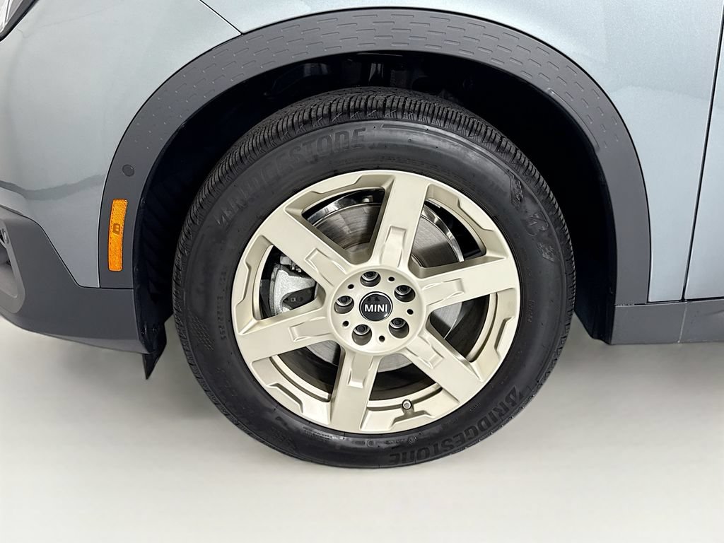 Certified 2025 MINI Cooper Countryman SE w/ Comfort Package Max AWD/4WD image 31