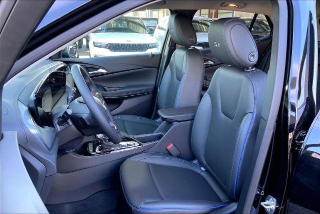 New 2026 Buick Encore GX Sport Touring w/ Comfort Package image 12