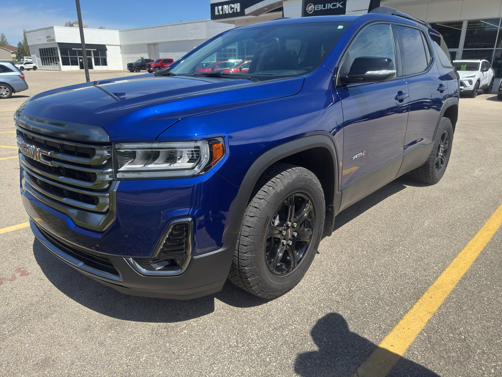 Used 2023 GMC Acadia AT4 w/ Technology Package AWD/4WD image 2