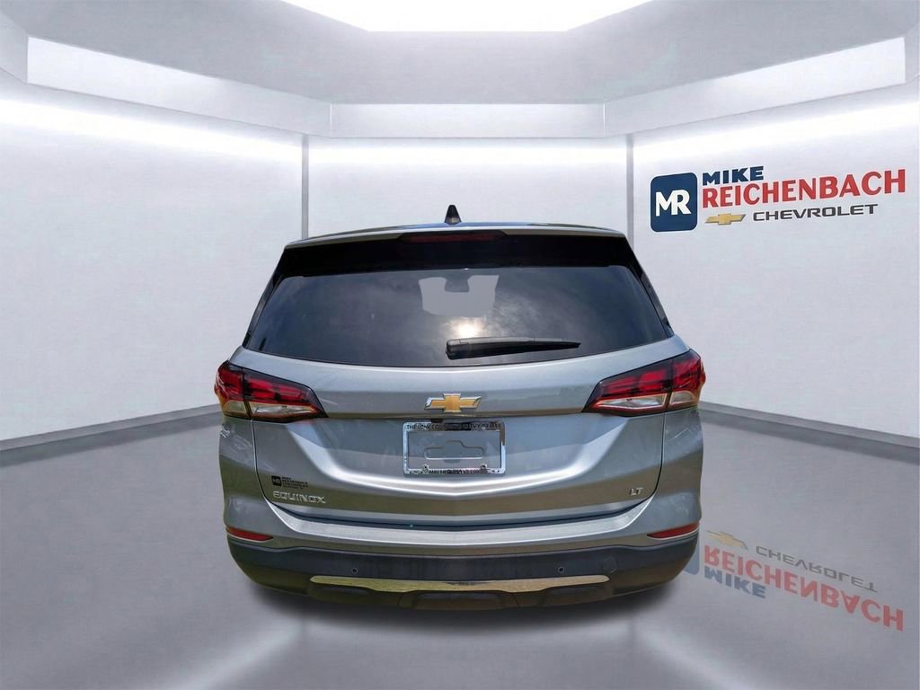 Used 2024 Chevrolet Equinox LT FWD image 5