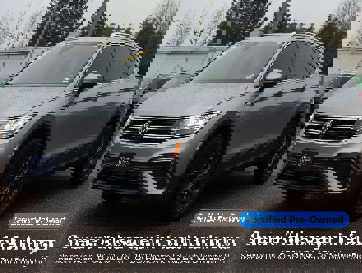 Certified 2023 Volkswagen Tiguan SE w/ Panoramic Sunroof Package image 1