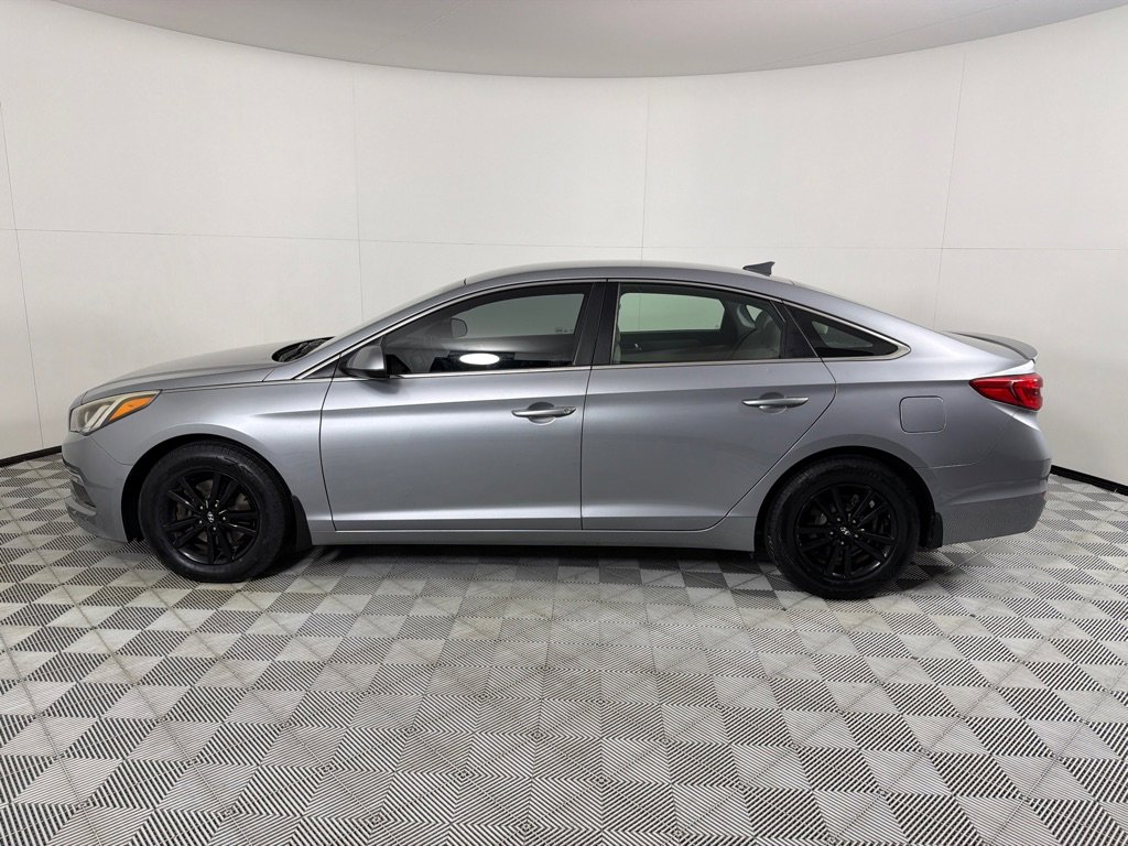 Used 2015 Hyundai Sonata SE FWD image 7