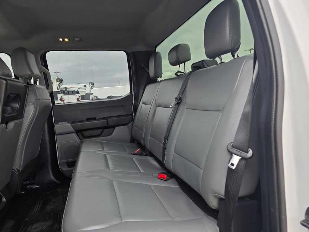 Used 2023 Ford F550 2WD Crew Cab Super Duty image 30
