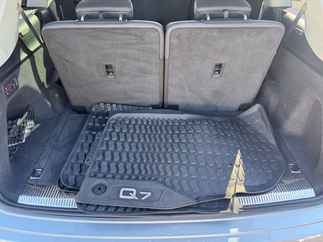 Used 2023 Audi Q7 2.0T Premium w/ Convenience Package AWD/4WD image 28