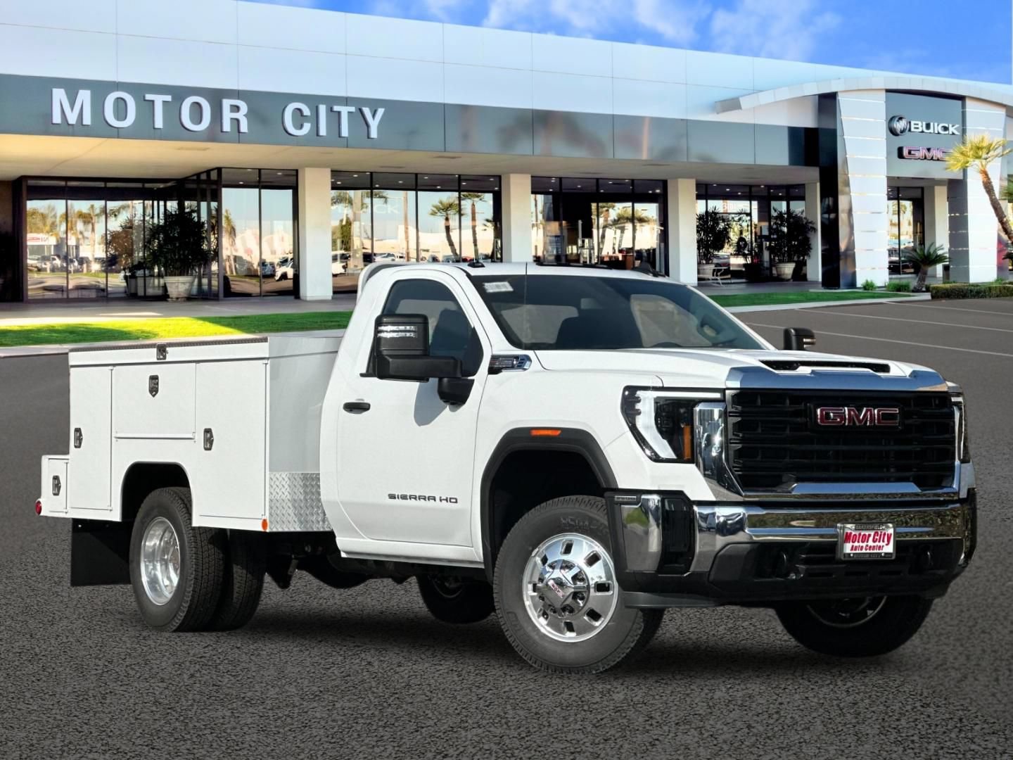 New 2025 GMC Sierra 3500 Pro w/ Convenience Package