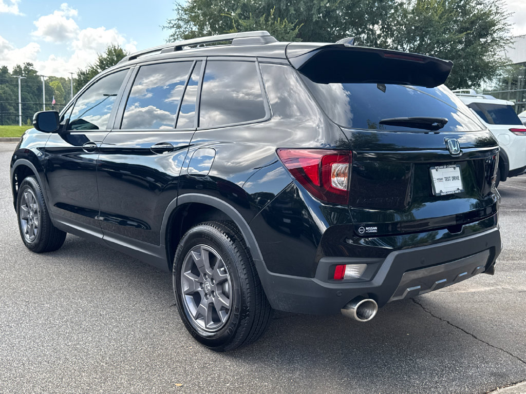 Used 2024 Honda Passport TrailSport image 10