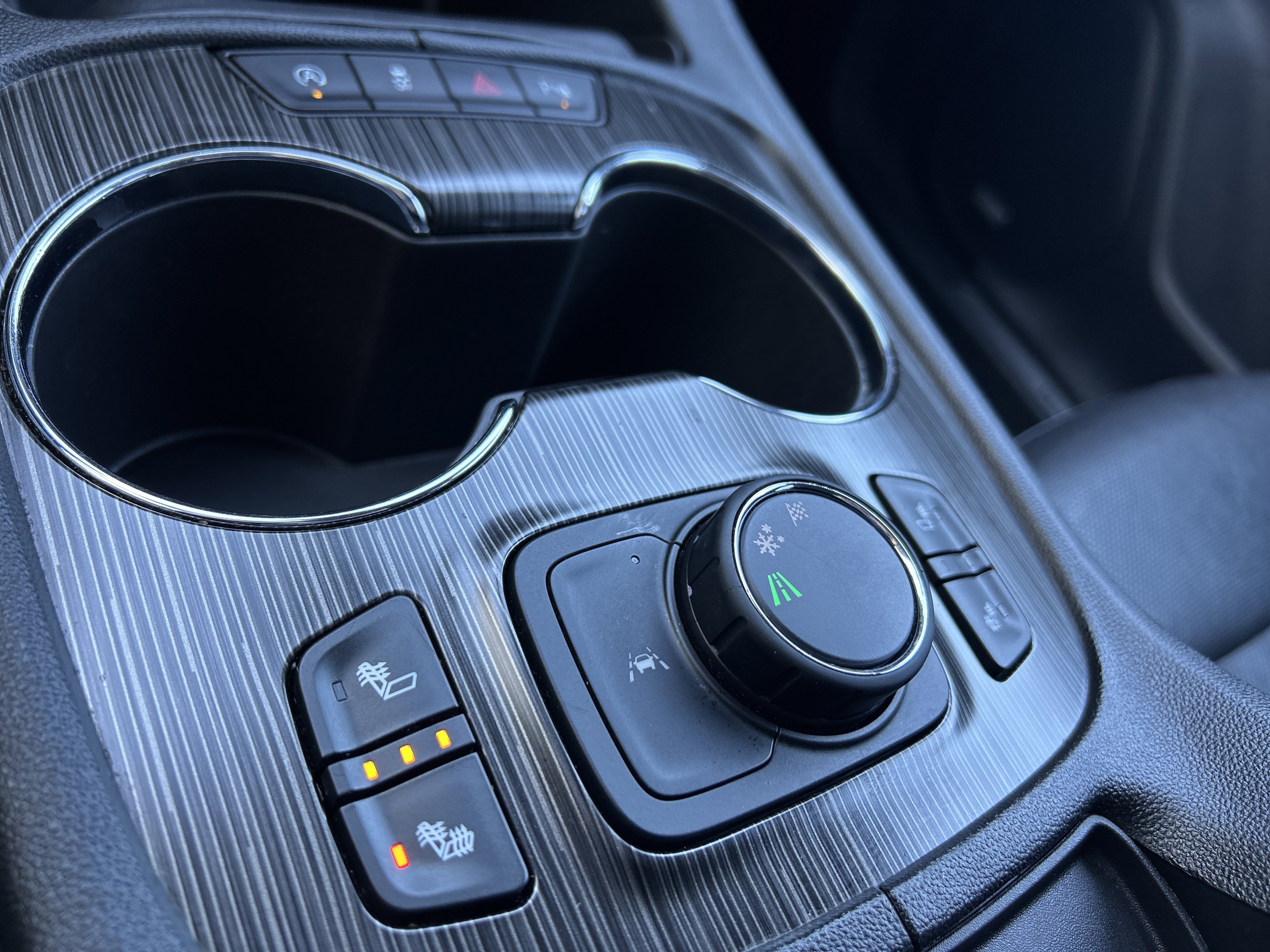 Used 2023 GMC Acadia SLT image 20