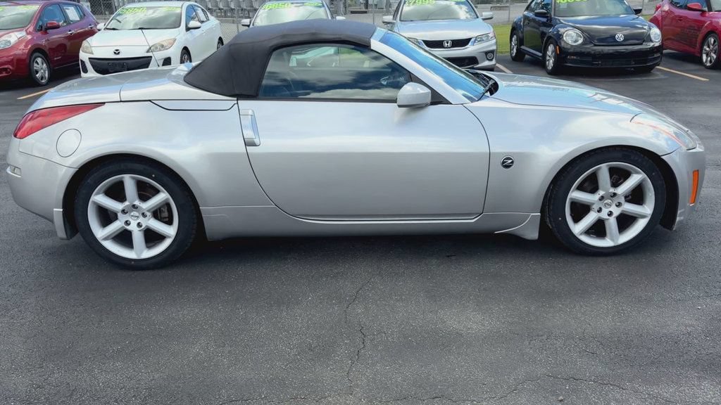 Used 2004 Nissan 350Z Touring RWD image 9