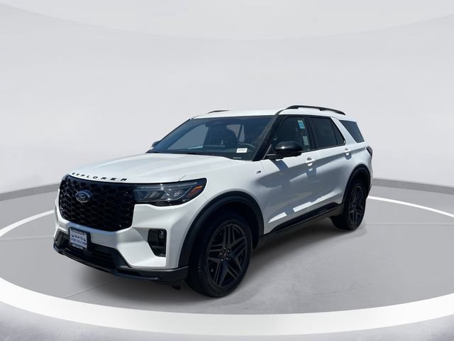 New 2026 Ford Explorer ST-Line w/ ST-Line Street Pack AWD/4WD image 2