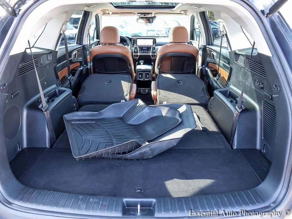 Used 2022 Kia Sorento SX Prestige w/ Rust Color Package image 27