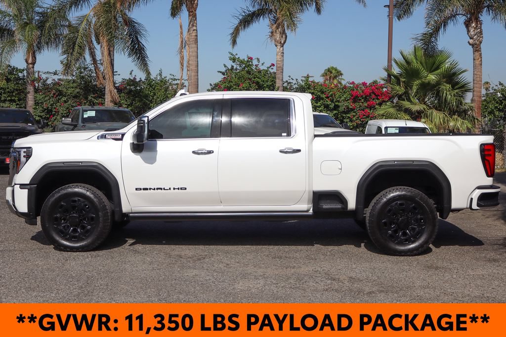 Used 2025 GMC Sierra 2500 Denali w/ Denali Reserve Package AWD/4WD image 5