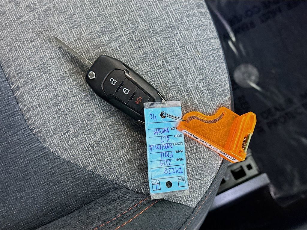 Used 2024 Ford Maverick XLT w/ Equipment Group 300A Standard image 34