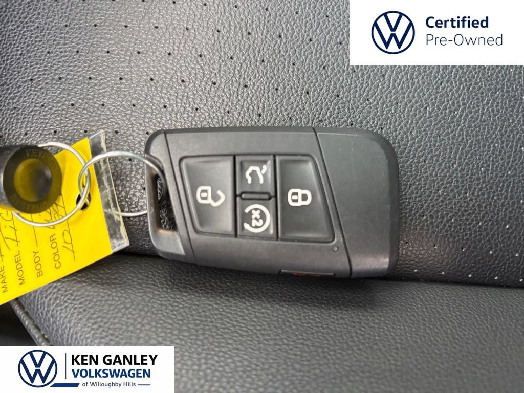 Used 2024 Volkswagen Tiguan SE R-Line AWD/4WD image 29