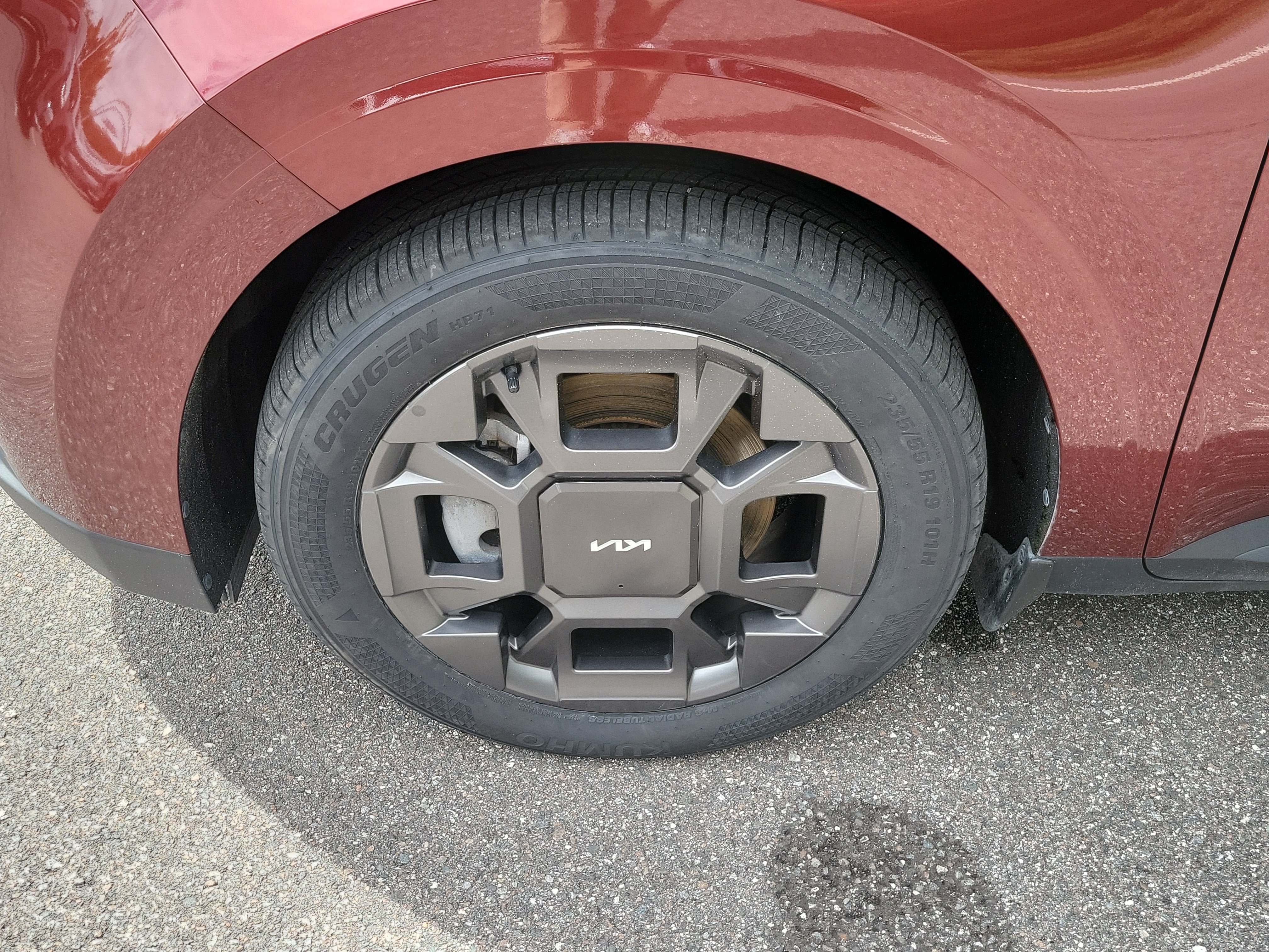 Certified 2025 Kia Carnival EX FWD image 36