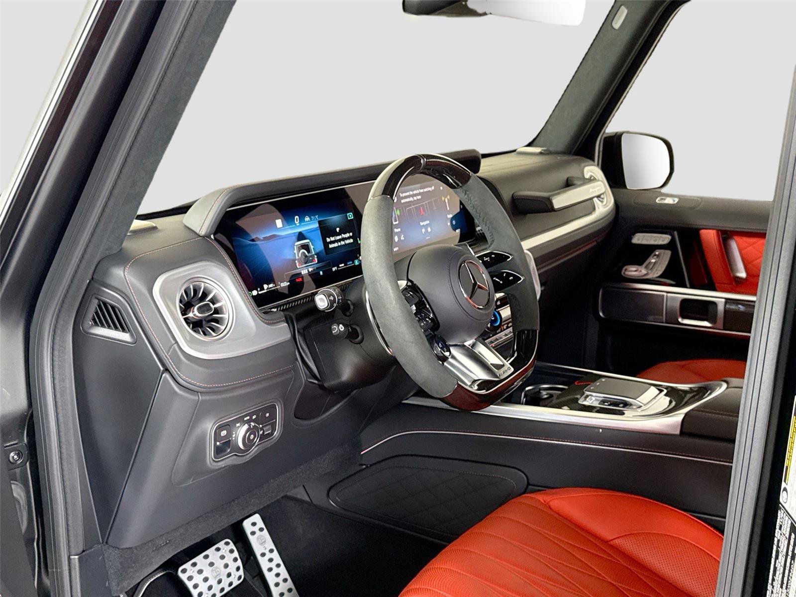 Used 2025 Mercedes-Benz G 63 AMG 4MATIC image 15