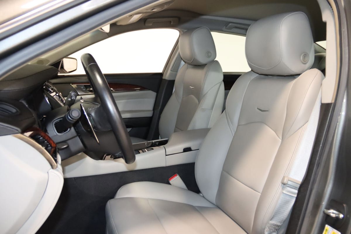Used 2016 Cadillac CTS Sedan RWD image 35
