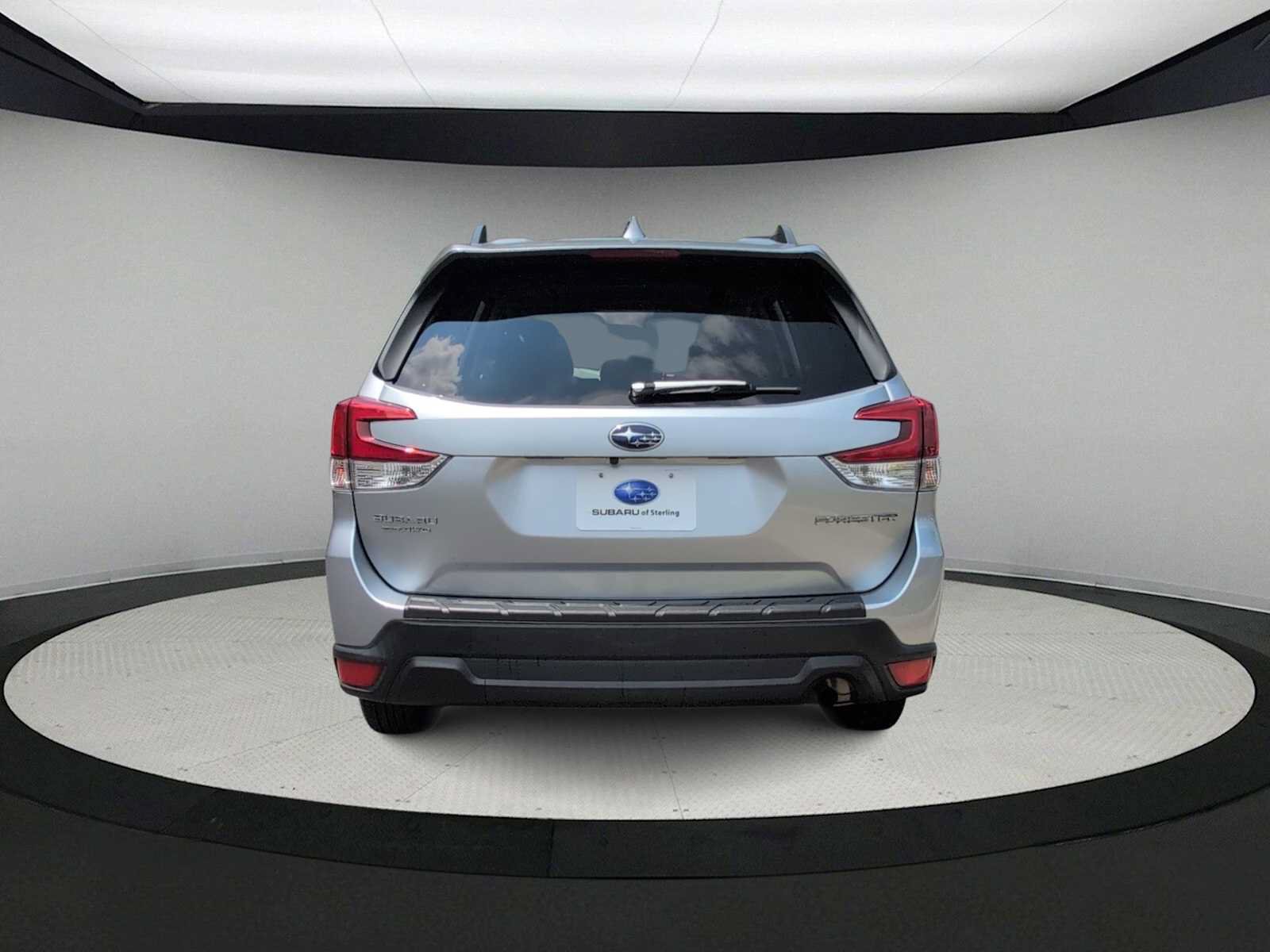 Used 2020 Subaru Forester Premium AWD/4WD image 7
