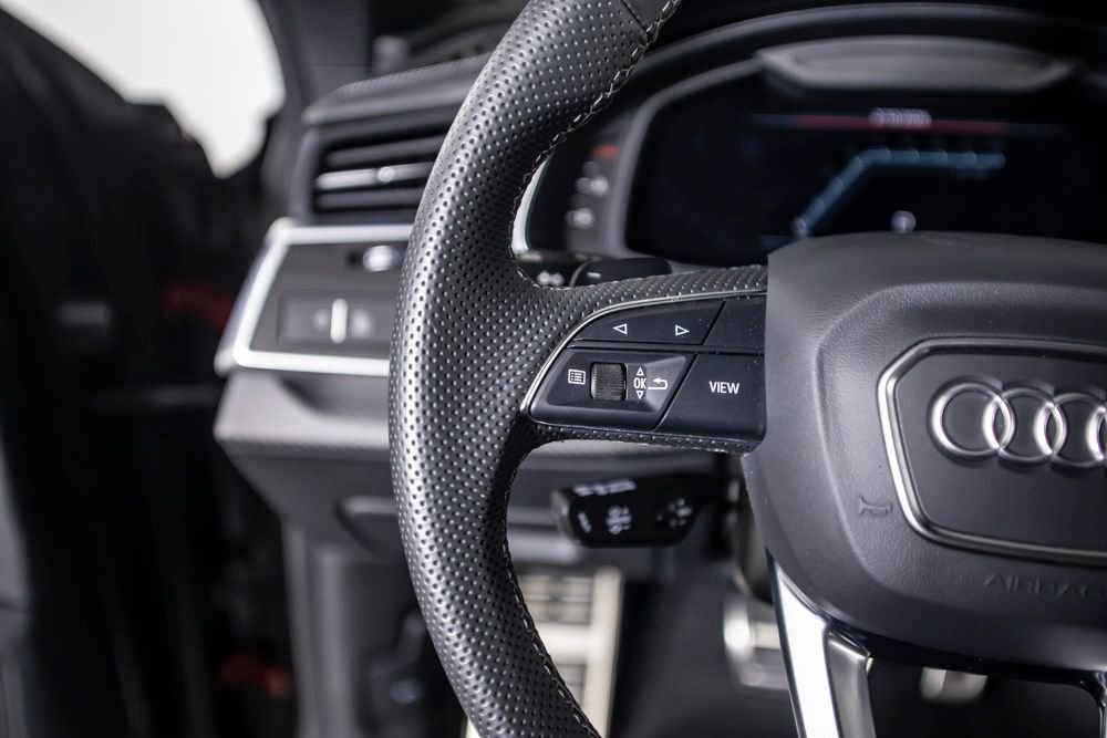 Used 2024 Audi SQ8 Premium Plus image 43