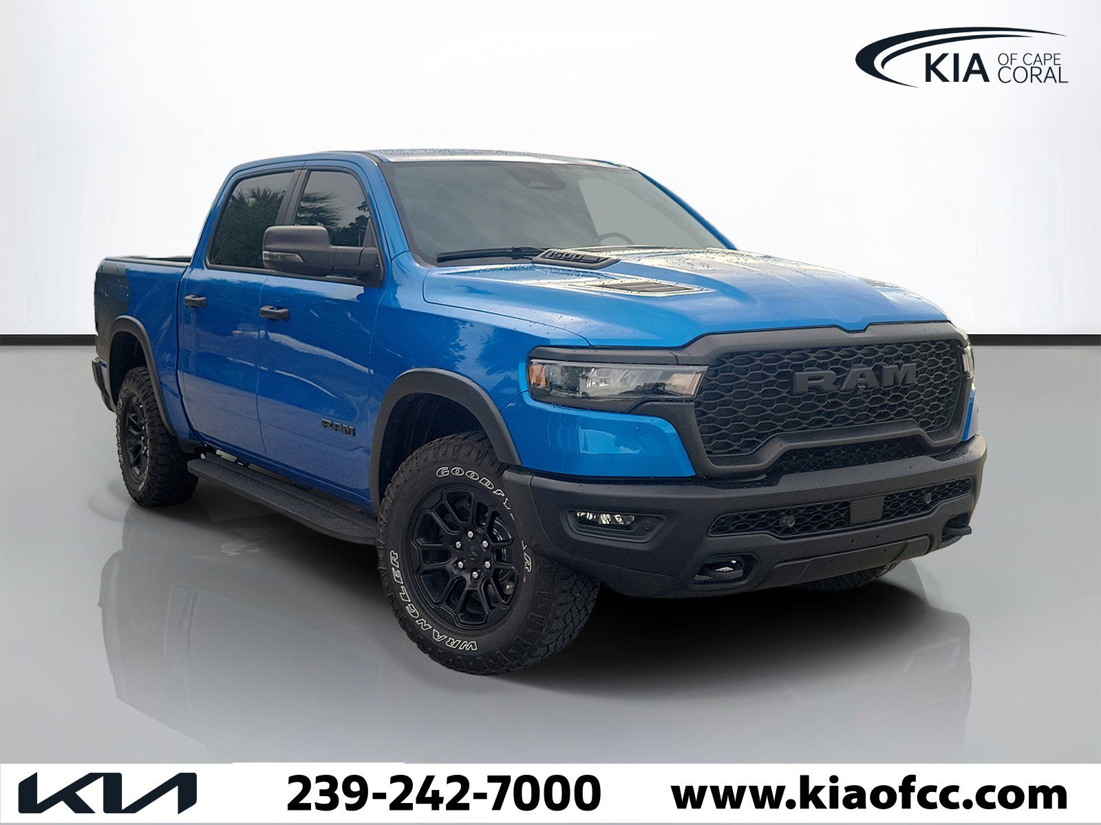 Used 2025 RAM 1500 Rebel w/ Rebel Level 1 Equipment Group AWD/4WD image 1