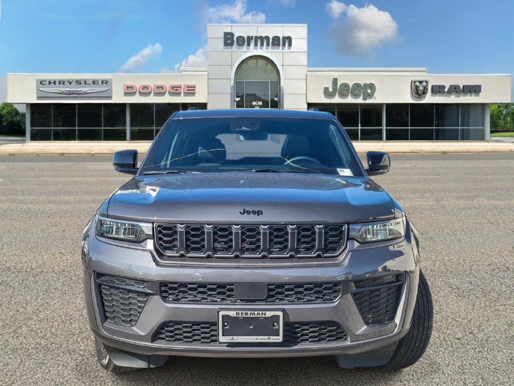 New 2026 Jeep Grand Cherokee Altitude AWD/4WD image 6