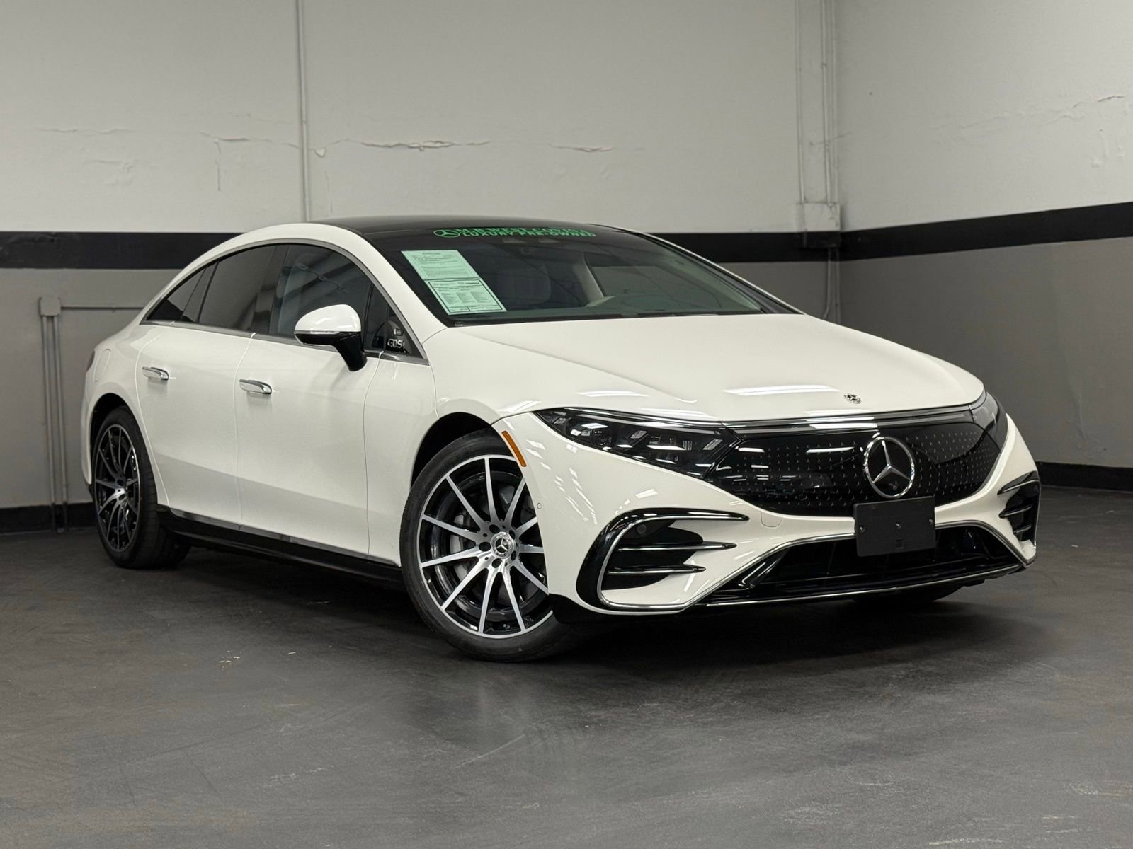 Certified 2023 Mercedes-Benz EQS 580 4MATIC Sedan image 2