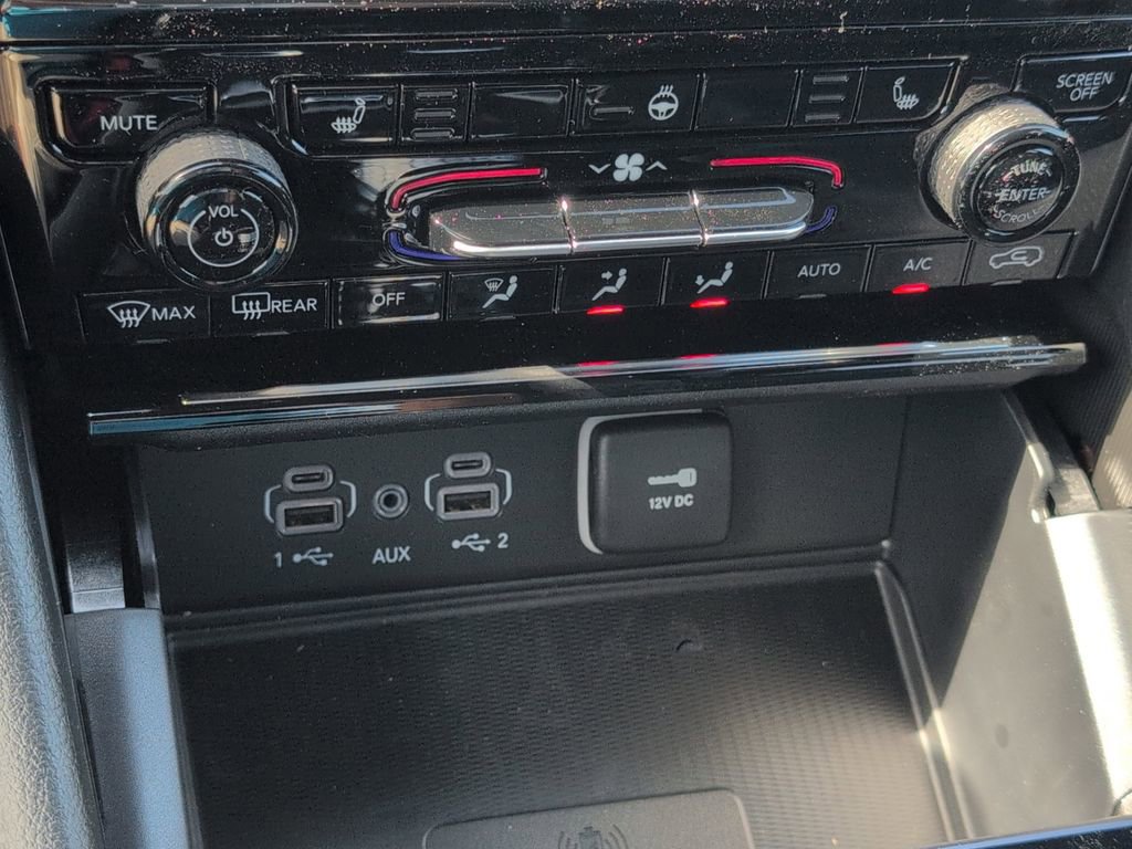 New 2025 Jeep Grand Cherokee Altitude image 16