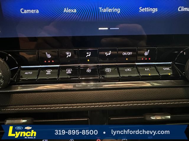 Used 2024 Chevrolet Colorado LT w/ LT Convenience Package III AWD/4WD image 14