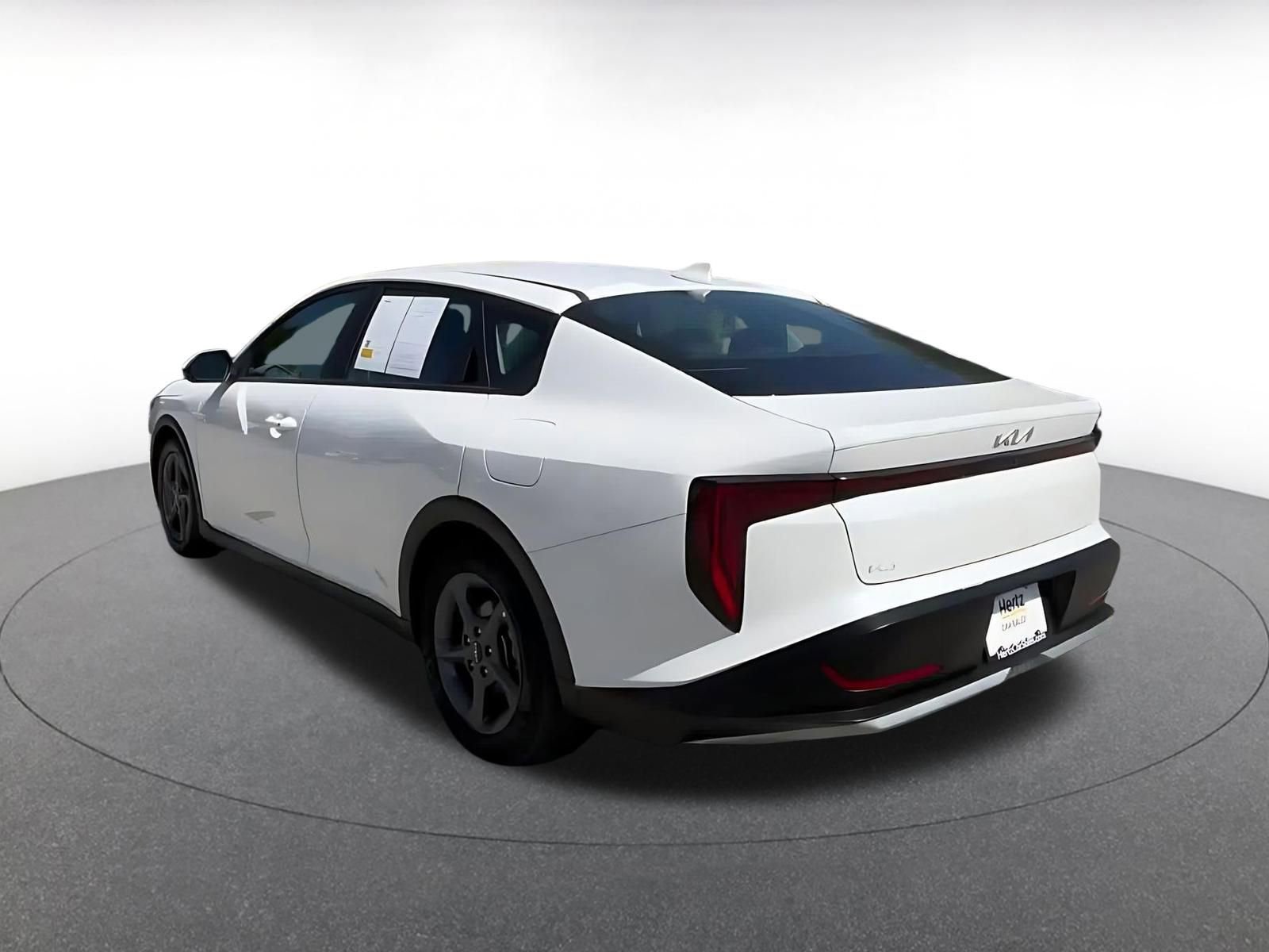 Used 2025 Kia K4 FWD image 11