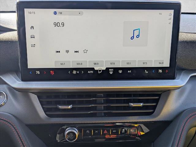 Used 2025 Ford Explorer ST-Line w/ ST-Line Street Pack image 16