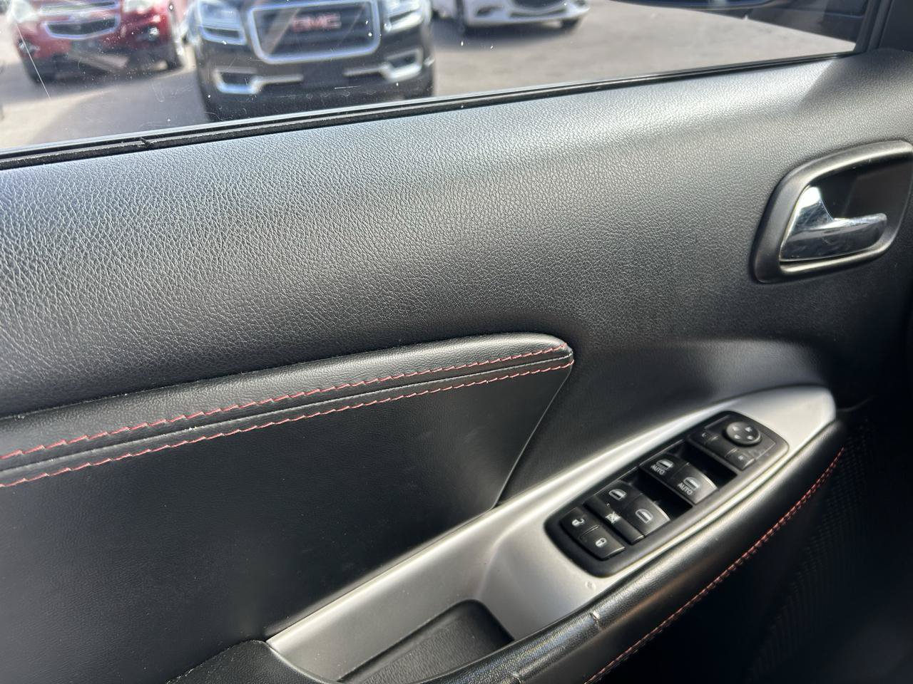 Used 2017 Dodge Journey GT w/ Driver Convenience Group FWD image 28